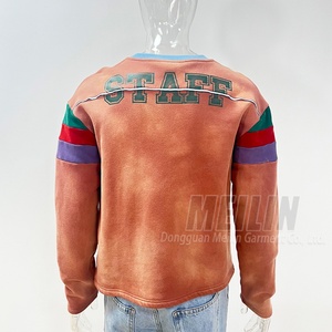 เสื้อยืดคอกลมผู้ชายสั่งทำจากโรงงาน พิมพ์ลายปักโลโก้ ตัดเย็บด้วยผ้าฝ้ายฟลีซ 100% ซักแล้วสีซีดแบบซันเฟด แขนยาว - Product Image 2