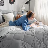 Ensemble de literie 7 pièces réversible pour lit Queen Size, comprenant un couvre-lit, des draps, des taies d'oreiller et des housses de coussin