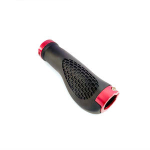 Poignées de vélo de guidon en <span class=keywords><strong>carbone</strong></span> anti-dérapant pièces de vélo de route <span class=keywords><strong>vtt</strong></span> couvercle en caoutchouc en plastique deux côtés alliage anneau de verrouillage bande de poignée - Product Image 6