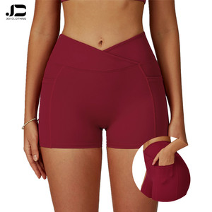Shorts de yoga taille haute effet ventre plat en tissu Bare Feel, avec taille croisée, pour le yoga, la course en extérieur et l'équitation - Product Image 1