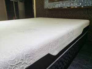 Materasso in Memory Foam Gel da 8 Pollici, Materasso Arrotolabile King Size Morbido in <span class=keywords><strong>Spugna</strong></span> per Hotel e Uso Domestico - Product Image 4