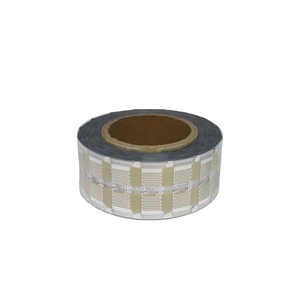 Etiqueta RFID Pasiva UHF de Largo Alcance Getsmart GSC-G42U(A)-U8 de 42*16mm para Logística y Prendas de Vestir, Chip U8 EPC, Venta al Por Mayor - Product Image 5