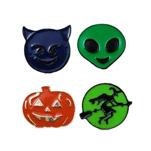 Broche <span class=keywords><strong>de</strong></span> aleación esmaltada con diseño <span class=keywords><strong>de</strong></span> cabeza <span class=keywords><strong>de</strong></span> demonio alienígena <span class=keywords><strong>de</strong></span> Halloween, estilo caricatura, calabaza, <span class=keywords><strong>bruja</strong></span>, insignia <span class=keywords><strong>de</strong></span> terror, accesorio <span class=keywords><strong>de</strong></span> personalidad - Product Image 5