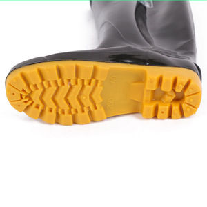 รองเท้าบูทกันน้ำ Ocean Deer แบบหุ้มข้อกลาง ทำจาก PVC พื้นกันลื่น สำหรับทุกเพศ - Product Image 4