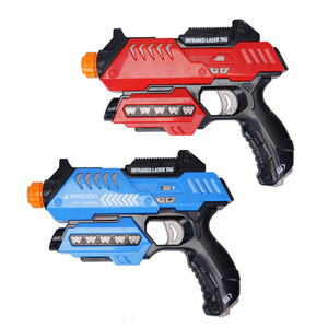 2024 Five Star Venta caliente electrónico al aire libre Batalla Láser tiro <span class=keywords><strong>pistola</strong></span> <span class=keywords><strong>juguete</strong></span> para niños juego de rol entretenimiento para niños - Product Image 1