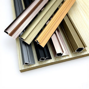 Bande décorative moderne en métal anodisé 1mm panneau mural intégré bordure bande d'angle en alliage d'aluminium placage de bois cristal de carbone - Product Image 2