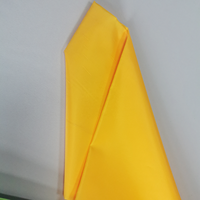 Tissu en polyester taffetas imperméable 300T entièrement mat NS pour veste en duvet