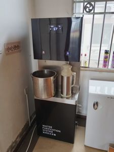 เครื่องกรองน้ำระบบ Reverse Osmosis สแตนเลส แบบเติมน้ำด้านล่าง พร้อมระบบจ่ายน้ำร้อนและน้ำเย็น สำหรับโรงงาน ใช้งานกลางแจ้ง โรงแรม โรงเรียน - Product Image 5