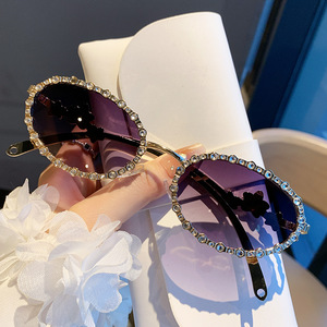 2025 Ins Style Cross-Border Oval Rhinestone <b>Gold</b> <b>Frame</b> Glasses Concave Shape Full <b>Frame</b> Diamond UV400 Anti-Uv Lenses - Product Image 3