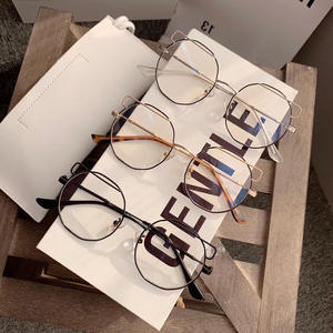 กรอบแว่นตาโลหะทรงไม่สมมาตร ดีไซน์ทันสมัย เลนส์ AC ป้องกันรังสียูวีและแสงสีฟ้า รุ่น M1 788 สำหรับทุกเพศ - Product Image 2