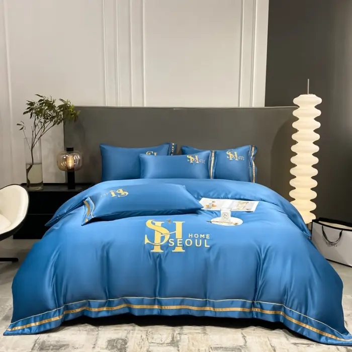 Di lusso in seta 100% 4 pezzi copripiumino da letto lenzuola lenzuola di seta lavate Set biancheria da letto