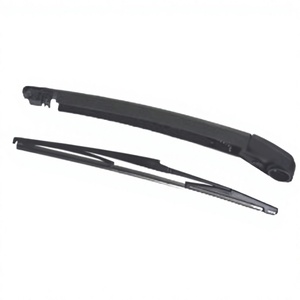 ใบปัดน้ำฝนหลังรถยนต์โตโยต้าพรีเวีย แบบไร้โครง ทำจากยางสังเคราะห์ - Product Image 1