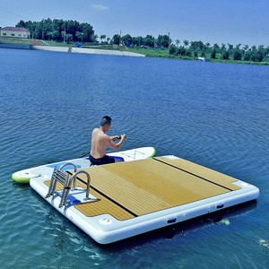 Tapis flottant gonflable pour équipements de sports nautiques - Product Image 1