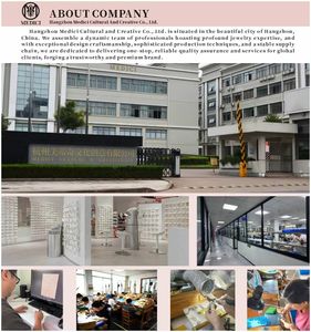 Ensemble tendance pour femme en acier inoxydable plaqué or 18 carats avec pendentif abeille en zircon goutte d'huile, collier, bracelet, bague et boucles d'oreilles - Product Image 6