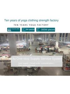 Completo da Yoga Traspirante da Donna in Due Pezzi, Set con Maniche Lunghe per Fitness, Corsa e Attività all'Aperto, Top Modellante con Cappuccio - Product Image 4