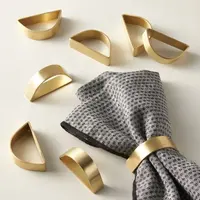 Conjunto de anéis de guardanapo de ouro semi-círculo