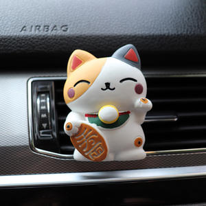 Lucky Cat Car <span class=keywords><strong>d</strong></span>ésodorisant diffuseur de parfum résine Art voiture climatiseur sortie de ventilation Clip de parfum accessoires <span class=keywords><strong>d</strong></span>'intérieur Auto - Product Image 5