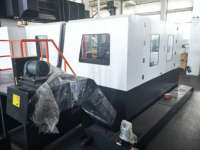 Mesin Perkakas CNC Gantry Otomatis Akurasi Tinggi dengan Kontrol FANUC untuk Pemesinan dan Pengeboran, Spindle Taper BT50
