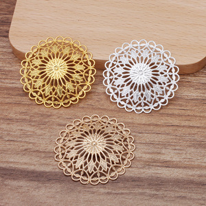 पिकअप कॉपर प्लेटिंग 7 रंग 36 मिमी छोटा फूल टोपी टुकड़े (06424) - Product Image 4