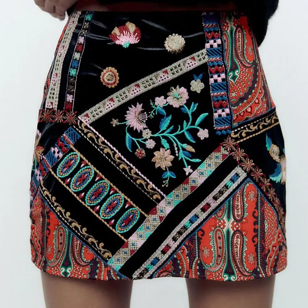 Minifalda de cintura alta con estampado de contraste de estilo étnico versátil para mujer, nueva moda, venta al por mayor, 2024