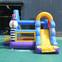 Château gonflable commercial sur le thème du cirque avec toboggan, tente de cirque et design de clown pour location de fêtes d'enfants