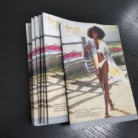 Impression en gros de livres, catalogues, livrets et brochures sur papier offset, reliés à la selle, personnalisés par une usine professionnelle