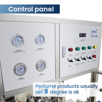Machine de production de parfum entièrement automatique avec refroidissement, congélation, mélange et filtration