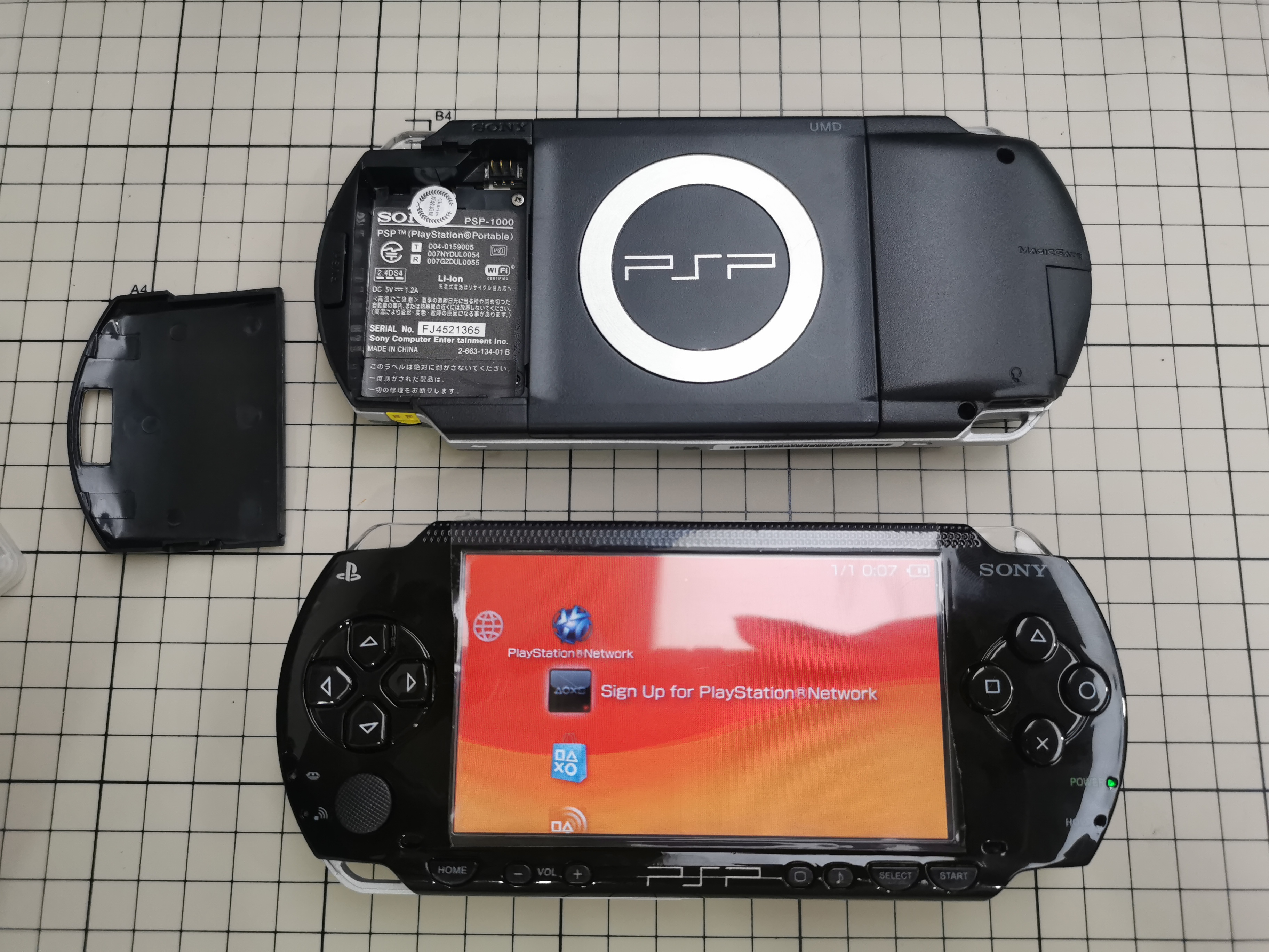 PSP 1000 MODEL