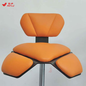 Taburete de Salón Ajustable con Asiento Giratorio 360°, Silla de Salón para Tienda, Diseño, Masajes, Tatuajes, <span class=keywords><strong>Barber</strong></span>ía - Product Image 5