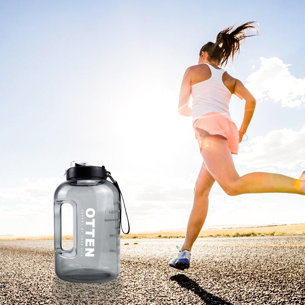Factory Direct sale Bpa Free Wide Mouth 2.5 liter Plastic Water Bottle Gym Half Gallon Water Bottles