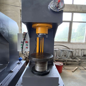 Presse hydraulique à bras unique de 20t/60t/100t/120t/160t/200t pour le tirage, l'emboutissage, le pliage, le bordage et la correction des matériaux - Product Image 4