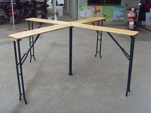 HE-252, Juego <span class=keywords><strong>de</strong></span> Mesa <span class=keywords><strong>de</strong></span> Cerveza Plegable <span class=keywords><strong>de</strong></span> <span class=keywords><strong>Madera</strong></span>, Banco <span class=keywords><strong>de</strong></span> <span class=keywords><strong>Madera</strong></span> <span class=keywords><strong>de</strong></span> Abeto, Banco <span class=keywords><strong>de</strong></span> <span class=keywords><strong>Patio</strong></span>, Muebles <span class=keywords><strong>de</strong></span> Exterior, <span class=keywords><strong>Madera</strong></span> Maciza, Color Natural, Mesa Plegable <span class=keywords><strong>de</strong></span> <span class=keywords><strong>Bar</strong></span> - Product Image 4