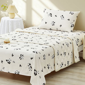 Schattige <span class=keywords><strong>Panda</strong></span> Patroon Quilt Set 4-delige Bedrukte Dieren Beddengoed Geweven 100% Polyester Voor Slaapkamer Quilts & Sets - Product Image 1