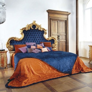 Chambre à coucher de luxe en velours <span class=keywords><strong>bleu</strong></span> royal français avec lit king-size, lit en bois sculpté doré antique - Product Image 2