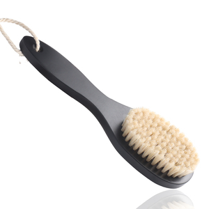 Brosse de bain en bois noir en gros avec long manche, poils de sanglier doux, brosse corporelle écologique, éponge de douche pour le dos avec corde de suspension - Product Image 1
