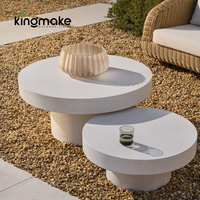 Ensemble de meubles d'extérieur élégants, différentes tailles, table de jardin, tables basses modernes en béton pour patio, hôtel, salon