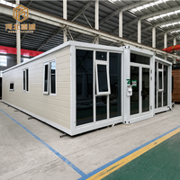 Casa Contenedor Modular Prefabricada Expandible de Doble Ala con Estructura de Acero y Acabado de Madera Personalizado
