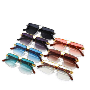 Nouvelles lunettes de soleil tendance à dégradé carré irrégulier 4357 pour hommes, verres découpés, branches en bois imprimé, lunettes de soleil métalliques pour femmes <span class=keywords><strong>2022</strong></span> - Product Image 2