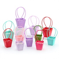 Sac à main floral coloré élégant 350g, sac cadeau mini bouquet robuste et imperméable avec poignée boucle, fournitures en gros 10*13*15CM