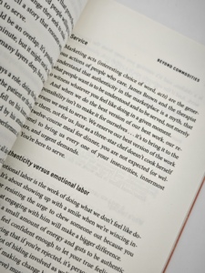 หนังสือนวนิยาย นี่คือหนังสือการตลาด การพิมพ์หนังสือ - Product Image 5