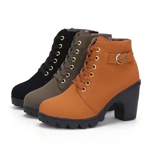 Lady's boots with muffin platform and lace-up, large size autumn print small leather bag Martens
