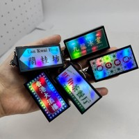 Lampu Gantungan Kunci LED Persegi Logo Kustom, Hadiah Promosi Mini Senter Gantungan Kunci untuk Acara Perusahaan Grosir