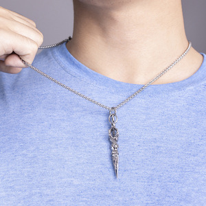 Colgante de Estilo Chino con Forma de Vajra, Mantra de Seis Sílabas, Collar de Acero de Titanio, Unisex, para Uso Diario, Colgantes con Diseño de Espiga - Product Image 2