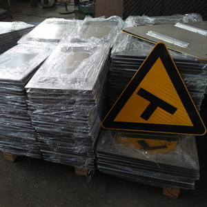 Panneaux de signalisation routière Tian Ying en alliage d'aluminium, personnalisables et réfléchissants, pour montage sur véhicule - Product Image 1