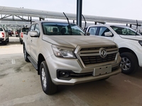 Dongfeng LHD Rich 6 Double cabine moteur à essence 4WD pick-up à vendre