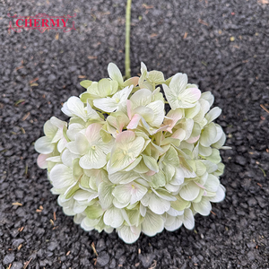 Fiori Artificiali di Ortensia Verde Sfumato in Seta, Grandi Teste di Ortensia Finta per Matrimoni Rustici e Decorazioni per la Casa - Product Image 4