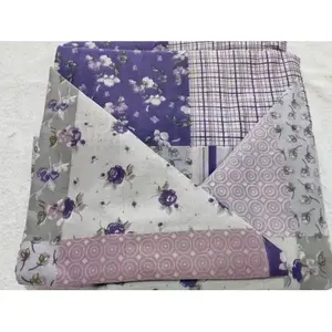 Parure de draps en microfibre King Size à motif floral, lot de 12, style moderne plié pour la maison - Product Image 1