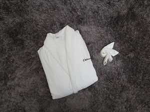 Térmica <span class=keywords><strong>blanco</strong></span> esponjoso de doble capa de lana de coral <span class=keywords><strong>Albornoz</strong></span> para lugar frío con logotipo de bordado - Product Image 3