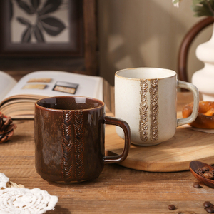 Tasses à thé en céramique émaillée décorative personnalisée de style nordique rétro, uniques et faites à la main, pour le café - Product Image 1