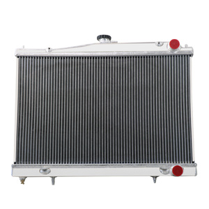 Radiateur 3 rangées compatible <span class=keywords><strong>Nissan</strong></span> <span class=keywords><strong>Skyline</strong></span> R33 <span class=keywords><strong>R34</strong></span> GTR GTS GTS-T GTT RB26DETT RB25DET. - Product Image 1